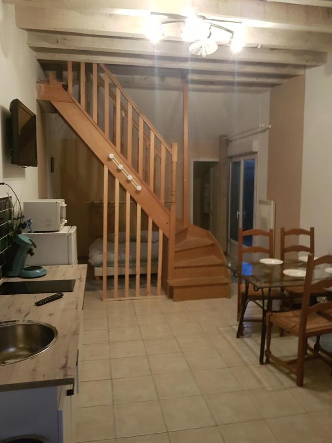 Bed and Breakfast Le Betrot Estissac Exterior foto