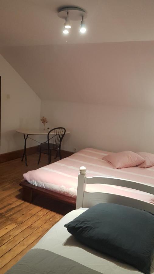Bed and Breakfast Le Betrot Estissac Exterior foto